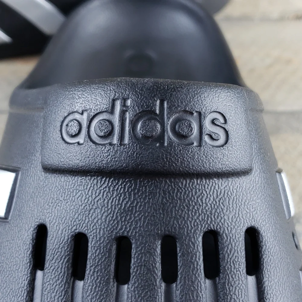 adidas Adilette Clogs Slip On Clogs For Everyday Comfort Black Silver - Picture 10 of 10